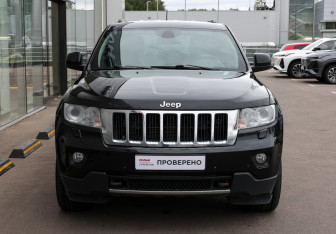 Подержанный автомобиль Jeep Grand Cherokee 2010 года (2 фото)