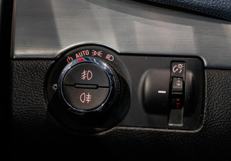 Подержанный автомобиль Opel Mokka 2014 года (11 фото)