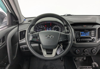 Подержанный автомобиль Hyundai Creta 2021 года (11 фото)