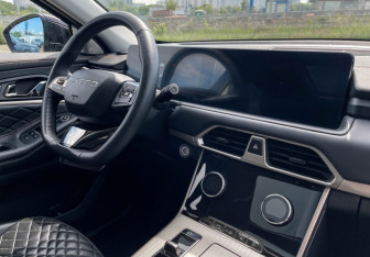 Подержанный автомобиль Exeed TXL 2022 года (9 фото)