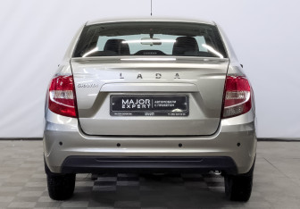 Подержанный автомобиль LADA (ВАЗ) Granta Sedan 2022 года (6 фото)