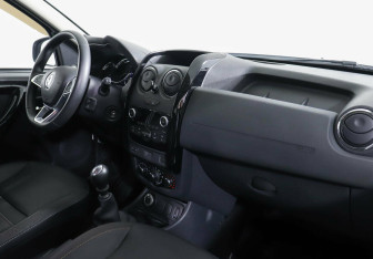 Подержанный автомобиль Renault Duster 2019 года (5 фото)