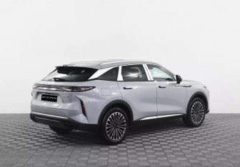 Подержанный автомобиль Exeed RX 2023 года (5 фото)