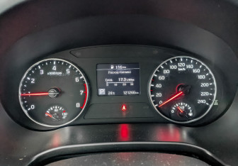 Подержанный автомобиль Kia Seltos 2021 года (16 фото)