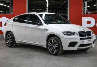 Подержанный автомобиль BMW X6 M 2012 года (3 фото)