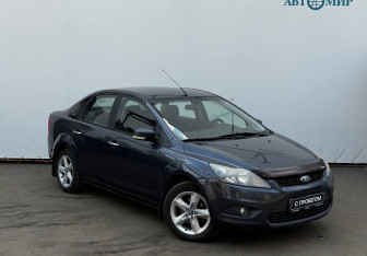 Подержанный автомобиль Ford Focus Sedan 2010 года (3 фото)