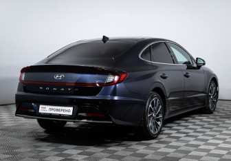 Подержанный автомобиль Hyundai Sonata 2019 года (5 фото)