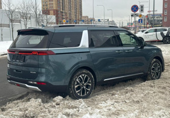 Новый Kia Carnival 2025 (5 фото)