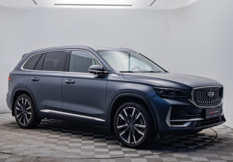 Подержанный автомобиль Geely Monjaro 2024 года (7 фото)