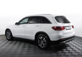 Подержанный автомобиль Mercedes-Benz GLC Coupe 2021 года (7 фото)