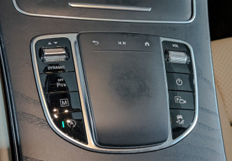 Подержанный автомобиль Mercedes-Benz GLC Coupe 2021 года (27 фото)