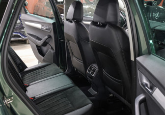 Подержанный автомобиль Skoda Karoq 2020 года (12 фото)