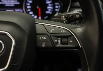 Подержанный автомобиль Audi A4 allroad 2017 года (12 фото)