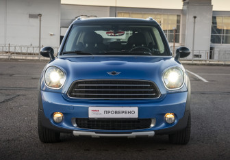 Подержанный автомобиль MINI Countryman 2012 года (2 фото)