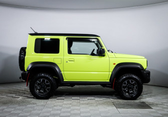 Подержанный автомобиль Suzuki Jimny 2020 года (4 фото)