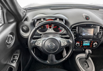 Подержанный автомобиль Nissan Juke 2012 года (21 фото)