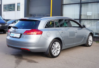 Подержанный автомобиль Opel Insignia Wagon 2012 года (5 фото)