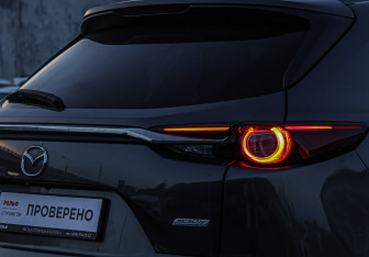 Подержанный автомобиль Mazda CX-9 2018 года (39 фото)