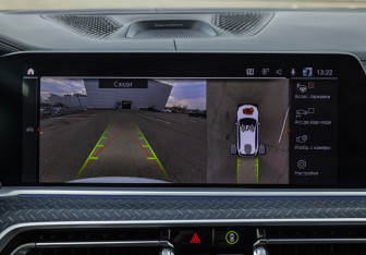 Подержанный автомобиль BMW X5 2021 года (19 фото)