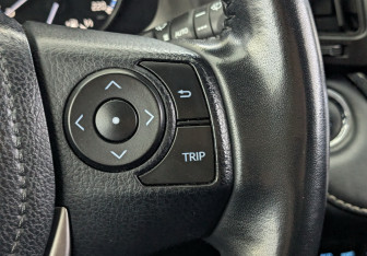 Подержанный автомобиль Toyota RAV4 2018 года (29 фото)