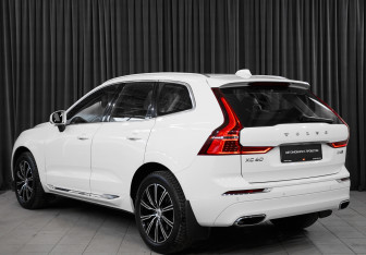 Подержанный автомобиль Volvo XC60 2019 года (7 фото)