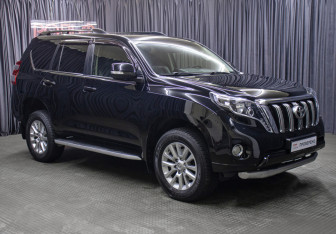 Подержанный автомобиль Toyota Land Cruiser Prado 2015 года (3 фото)