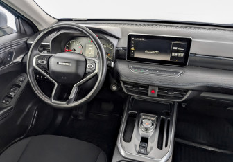 Подержанный автомобиль Haval Jolion 2022 года (29 фото)