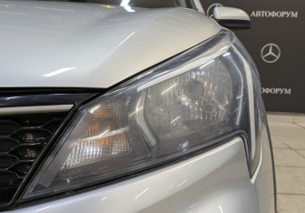 Подержанный автомобиль Kia Rio Hatchback 2021 года (11 фото)