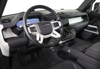 Подержанный автомобиль Land Rover Defender Suv 2021 года (13 фото)