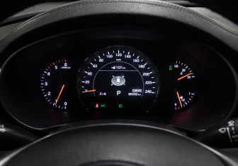 Подержанный автомобиль Kia Sorento 2018 года (14 фото)