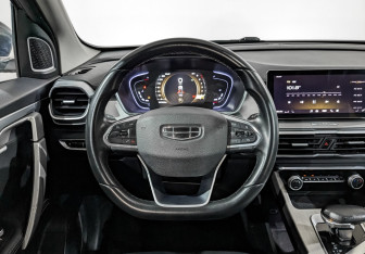 Подержанный автомобиль Geely Coolray 2022 года (21 фото)