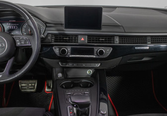 Подержанный автомобиль Audi A5 Coupe 2018 года (14 фото)