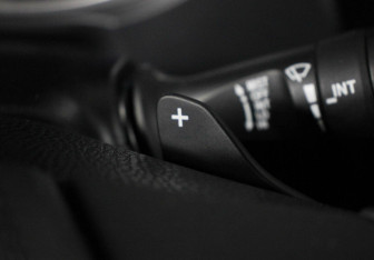 Подержанный автомобиль Toyota Corolla Sedan 2016 года (13 фото)