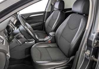 Подержанный автомобиль Citroen C4 Sedan 2017 года (20 фото)