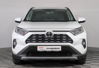 Подержанный автомобиль Toyota RAV4 2021 года (2 фото)