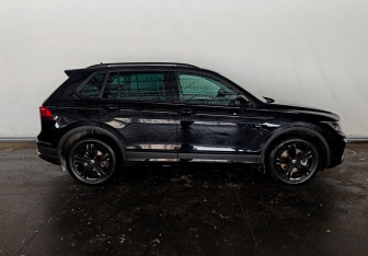 Подержанный автомобиль Volkswagen Tiguan 2021 года (8 фото)