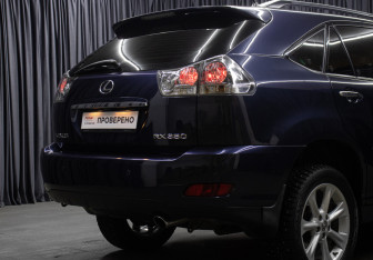 Подержанный автомобиль Lexus RX 2008 года (24 фото)