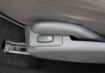 Подержанный автомобиль Nissan Almera Sedan 2014 года (11 фото)