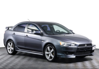 Подержанный автомобиль Mitsubishi Lancer Sedan 2008 года (3 фото)