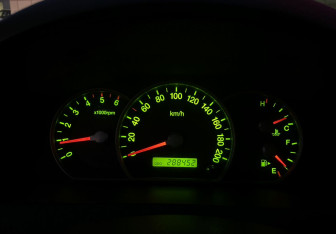 Подержанный автомобиль Kia Sorento 2007 года (22 фото)