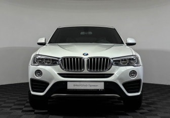 Подержанный автомобиль BMW X4 2014 года (3 фото)