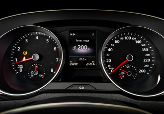 Подержанный автомобиль Volkswagen Passat Sedan 2019 года (13 фото)