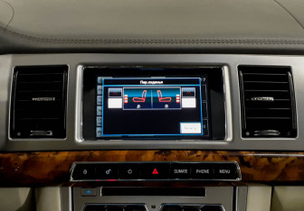 Подержанный автомобиль Jaguar XF Sedan 2013 года (14 фото)