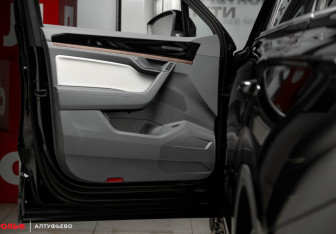 Новый Volkswagen Touareg 2025 (17 фото)