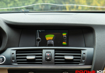 Подержанный автомобиль BMW X3 2012 года (12 фото)