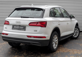 Подержанный автомобиль Audi Q5 2018 года (5 фото)