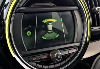 Подержанный автомобиль MINI Countryman 2018 года (28 фото)