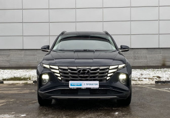 Подержанный автомобиль Hyundai Tucson 2022 года (2 фото)
