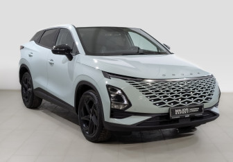 Подержанный автомобиль Omoda C5 2023 года (3 фото)