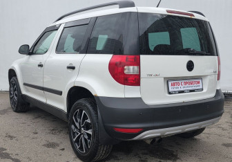 Подержанный автомобиль Skoda Yeti 2011 года (7 фото)